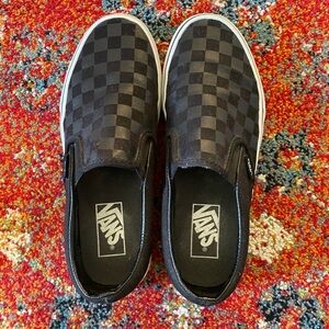 Womens checkered Vans. Size 7.5.
